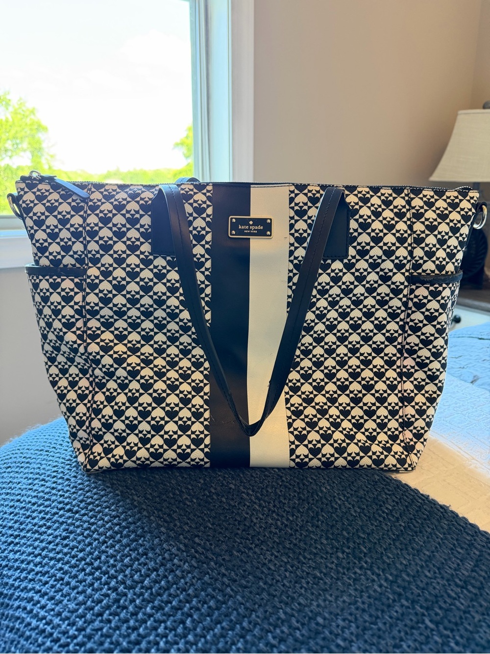 KATE SPADE Black & White Geometric Stripe Tote